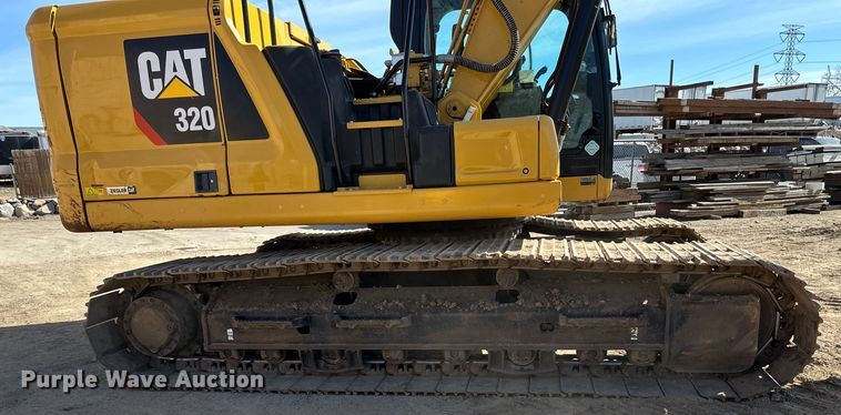 image for item DG0495 2019 Caterpillar 320 excavator