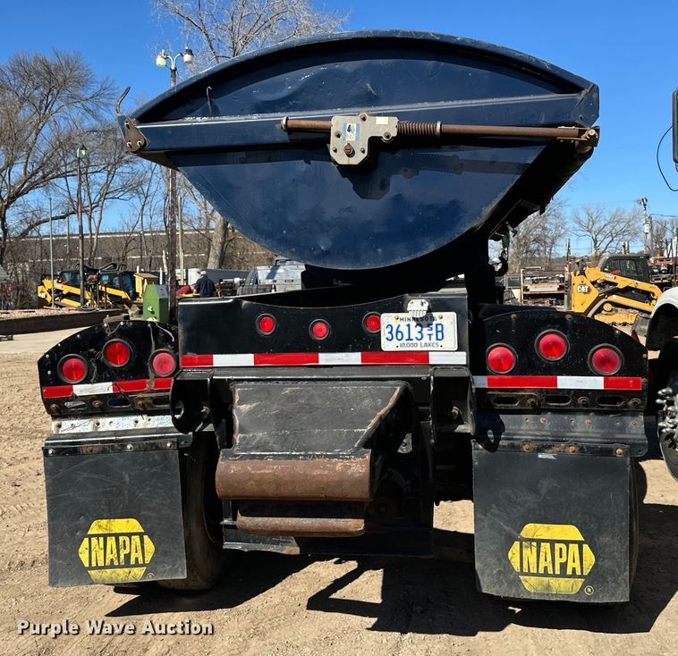 image for item DG0498 2007 Sidump'r SDR325 side dump trailer