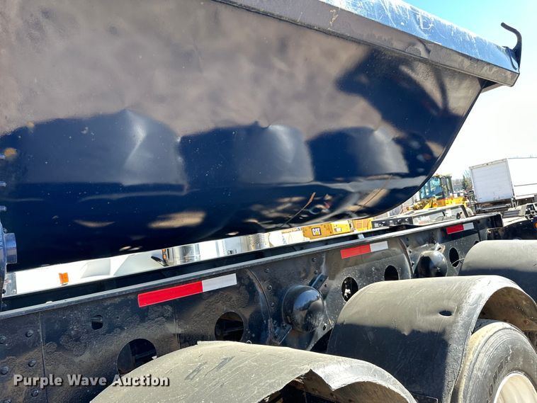image for item DG0498 2007 Sidump'r SDR325 side dump trailer