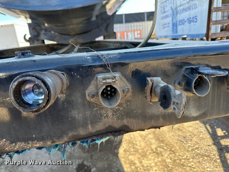 image for item DG0498 2007 Sidump'r SDR325 side dump trailer