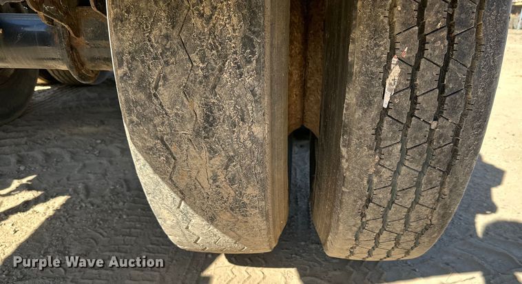 image for item DG0498 2007 Sidump'r SDR325 side dump trailer