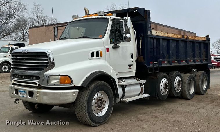 image for item DG0499 2007 Sterling LT9500 dump truck