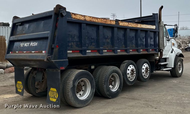 image for item DG0499 2007 Sterling LT9500 dump truck