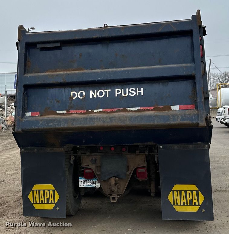 image for item DG0499 2007 Sterling LT9500 dump truck