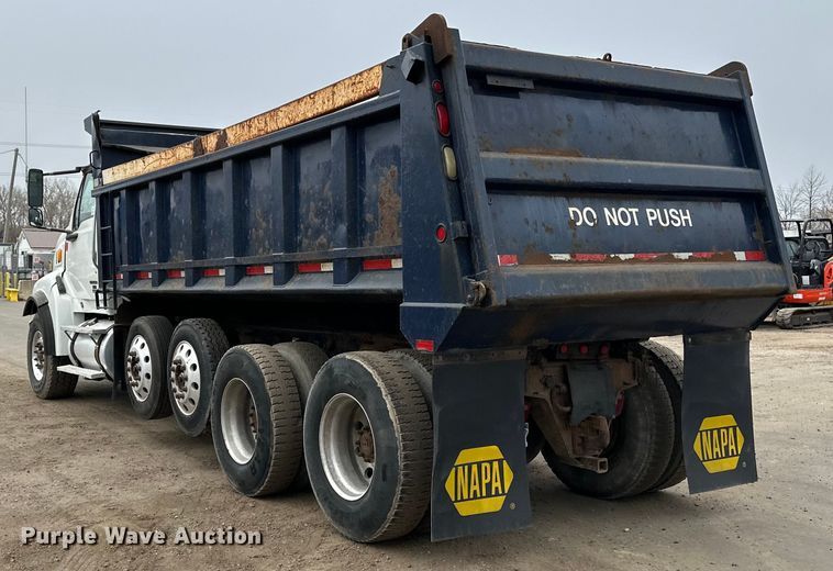 image for item DG0499 2007 Sterling LT9500 dump truck