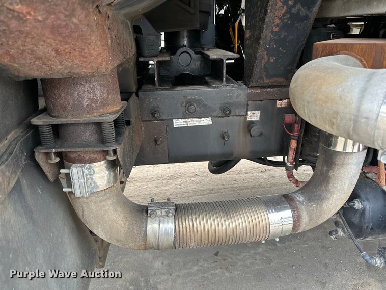 image for item DG0499 2007 Sterling LT9500 dump truck