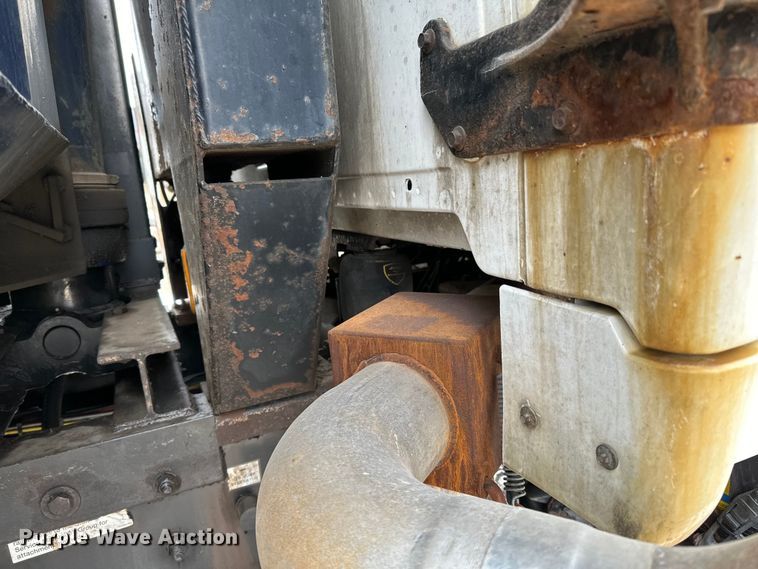 image for item DG0499 2007 Sterling LT9500 dump truck