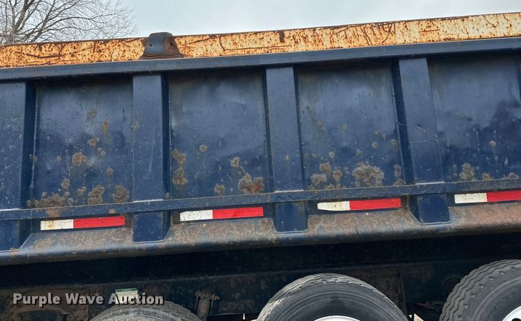 image for item DG0499 2007 Sterling LT9500 dump truck