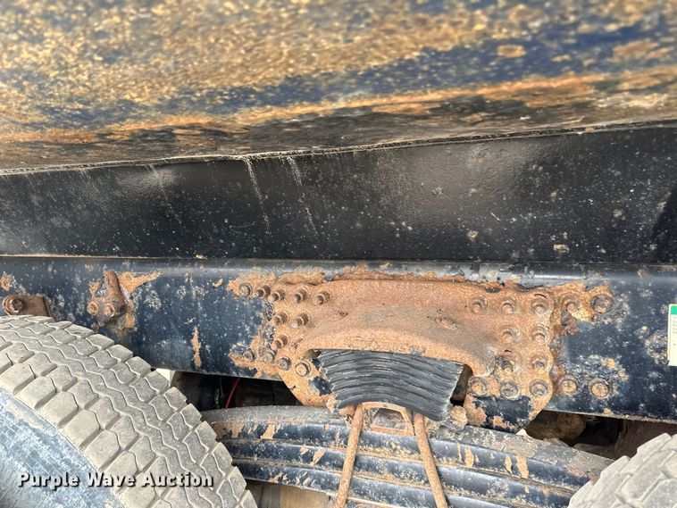 image for item DG0499 2007 Sterling LT9500 dump truck