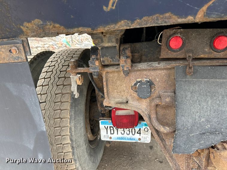 image for item DG0499 2007 Sterling LT9500 dump truck