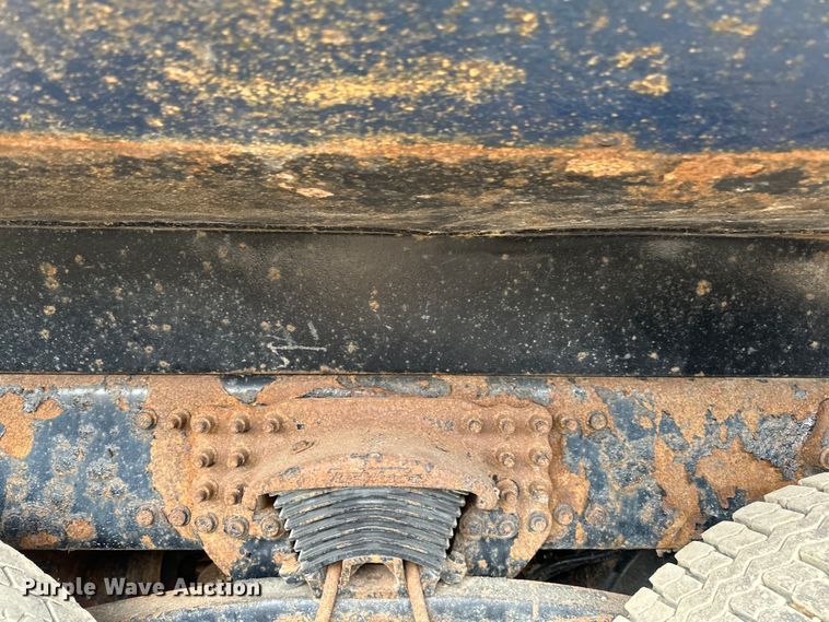 image for item DG0499 2007 Sterling LT9500 dump truck