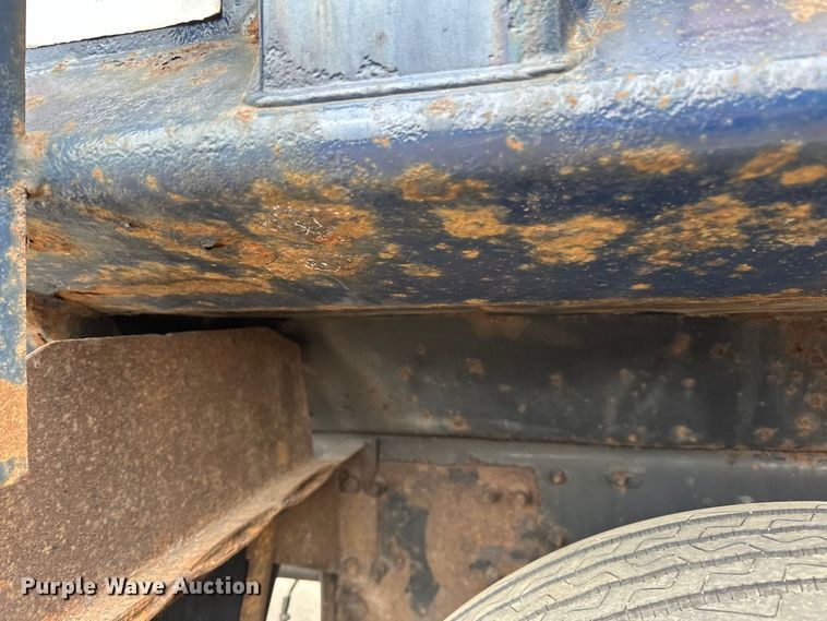 image for item DG0499 2007 Sterling LT9500 dump truck