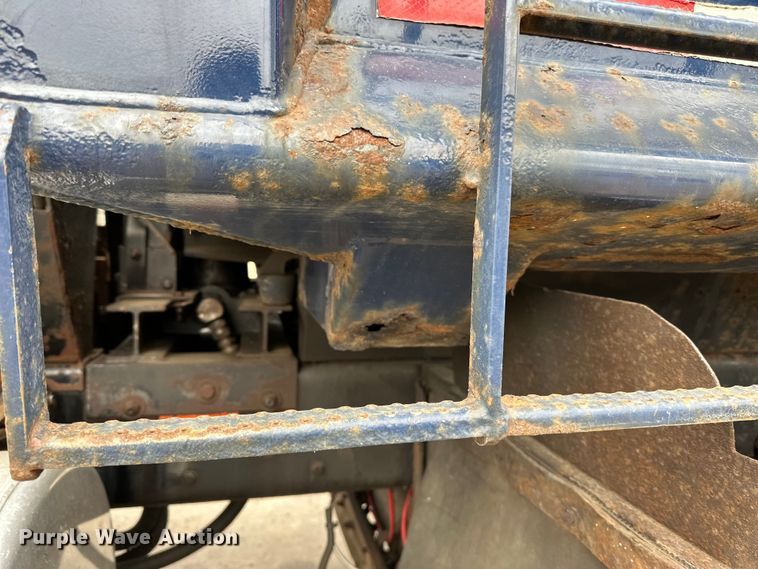 image for item DG0499 2007 Sterling LT9500 dump truck