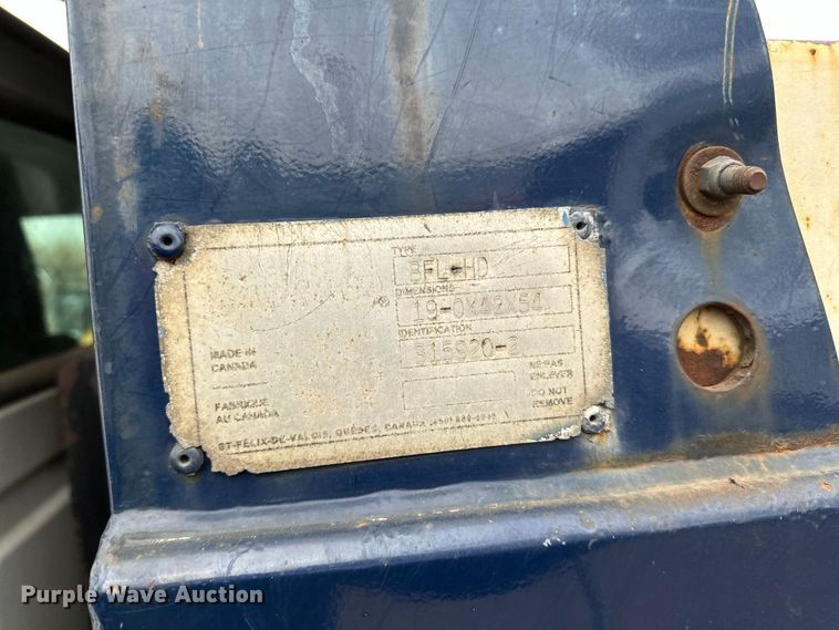 image for item DG0499 2007 Sterling LT9500 dump truck