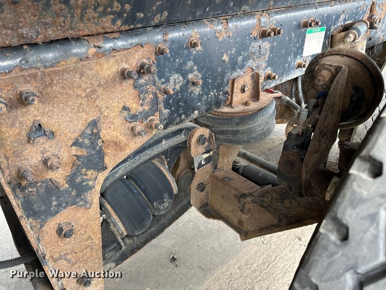 image for item DG0499 2007 Sterling LT9500 dump truck