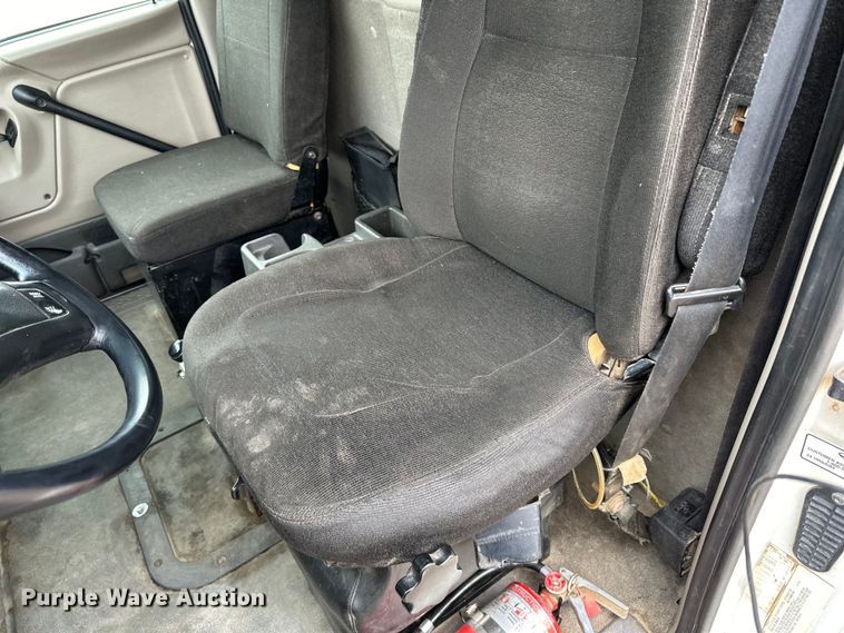 image for item DG0499 2007 Sterling LT9500 dump truck