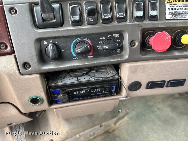 image for item DG0499 2007 Sterling LT9500 dump truck