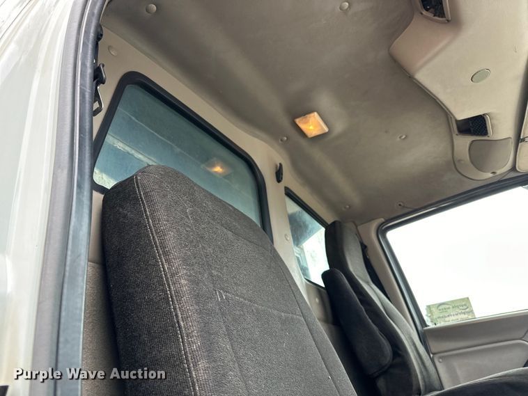 image for item DG0499 2007 Sterling LT9500 dump truck