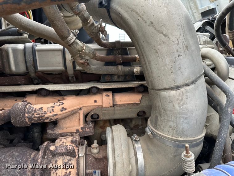 image for item DG0499 2007 Sterling LT9500 dump truck