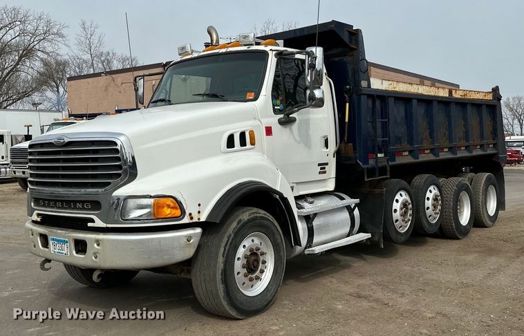 image for item DG0500 2007 Sterling LT9500 dump truck