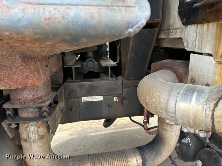 image for item DG0500 2007 Sterling LT9500 dump truck