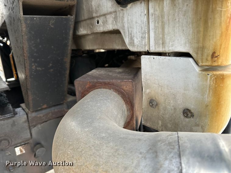 image for item DG0500 2007 Sterling LT9500 dump truck