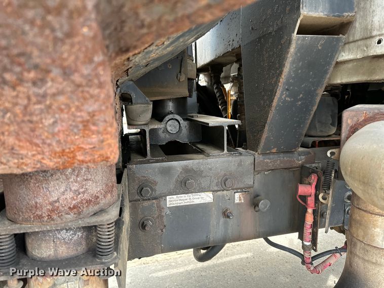 image for item DG0500 2007 Sterling LT9500 dump truck