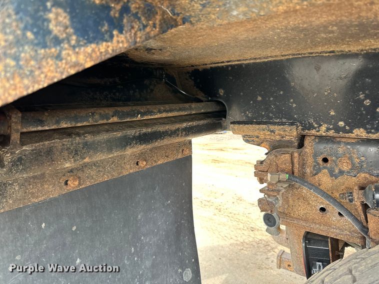 image for item DG0500 2007 Sterling LT9500 dump truck