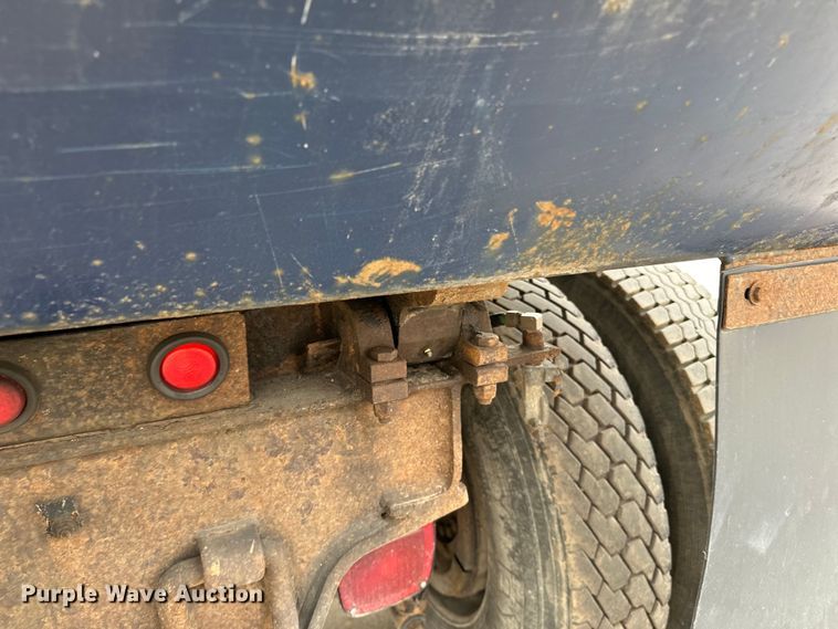 image for item DG0500 2007 Sterling LT9500 dump truck