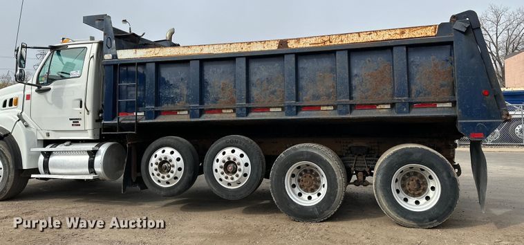 image for item DG0500 2007 Sterling LT9500 dump truck