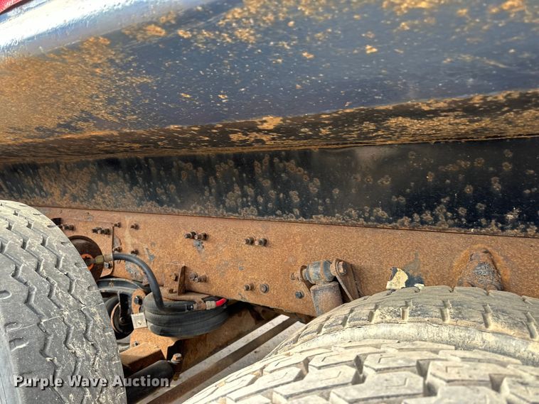 image for item DG0500 2007 Sterling LT9500 dump truck