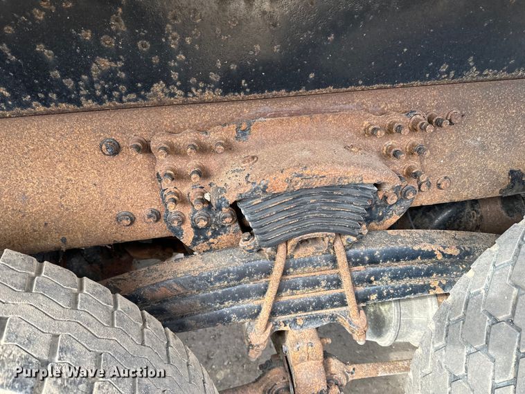 image for item DG0500 2007 Sterling LT9500 dump truck