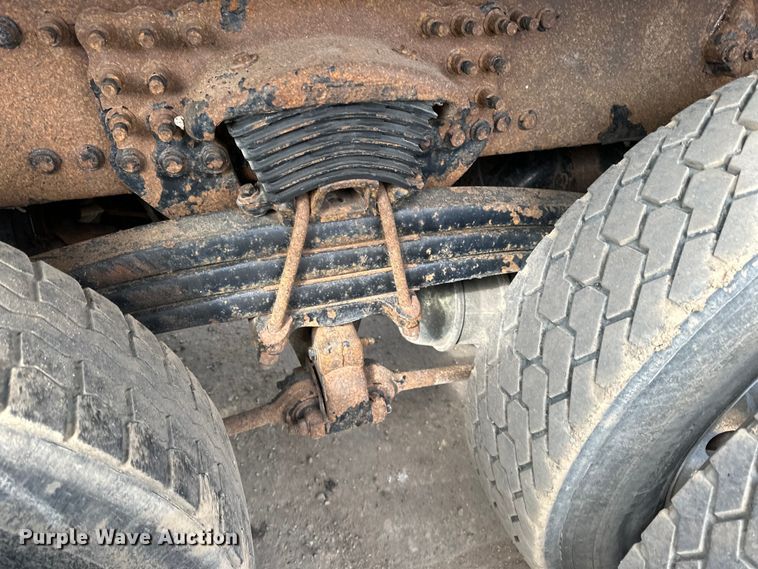 image for item DG0500 2007 Sterling LT9500 dump truck