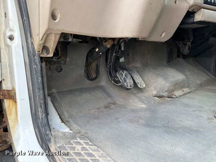 image for item DG0500 2007 Sterling LT9500 dump truck