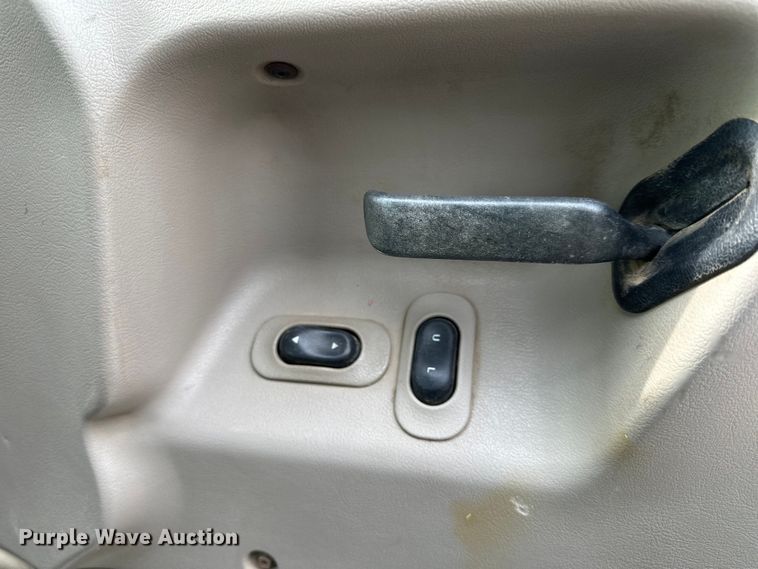 image for item DG0500 2007 Sterling LT9500 dump truck