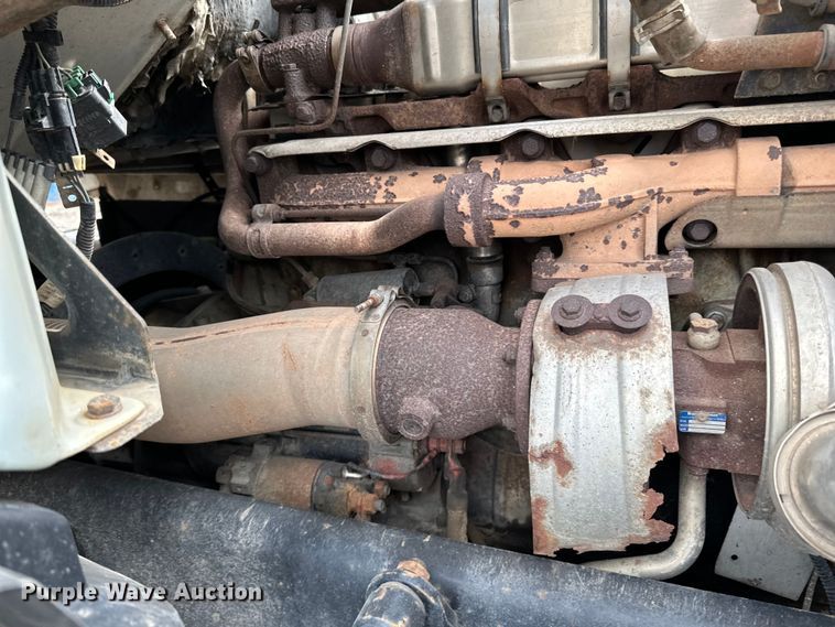 image for item DG0500 2007 Sterling LT9500 dump truck