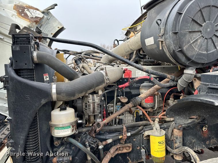 image for item DG0500 2007 Sterling LT9500 dump truck