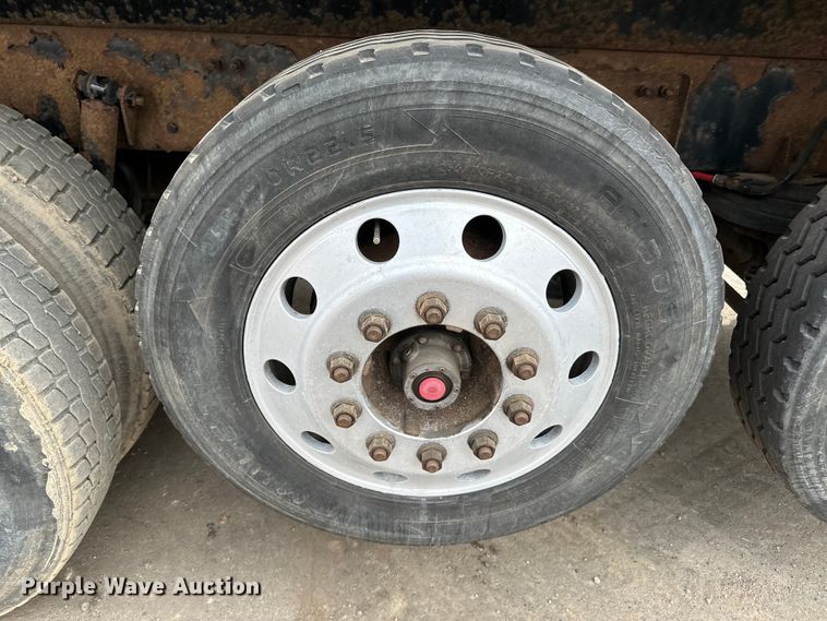 image for item DG0500 2007 Sterling LT9500 dump truck