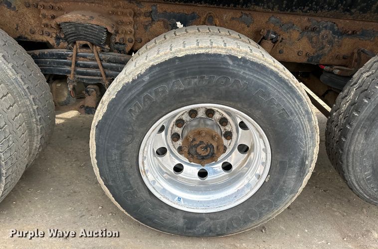 image for item DG0500 2007 Sterling LT9500 dump truck