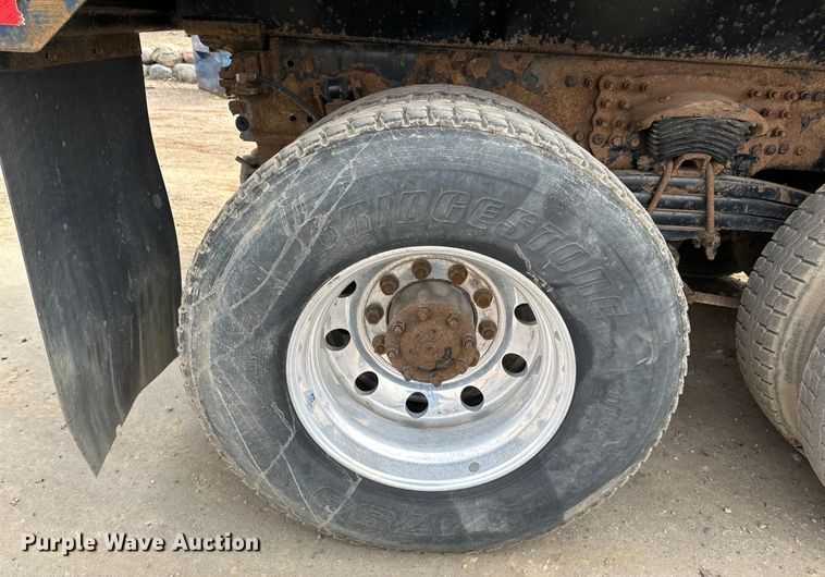 image for item DG0500 2007 Sterling LT9500 dump truck