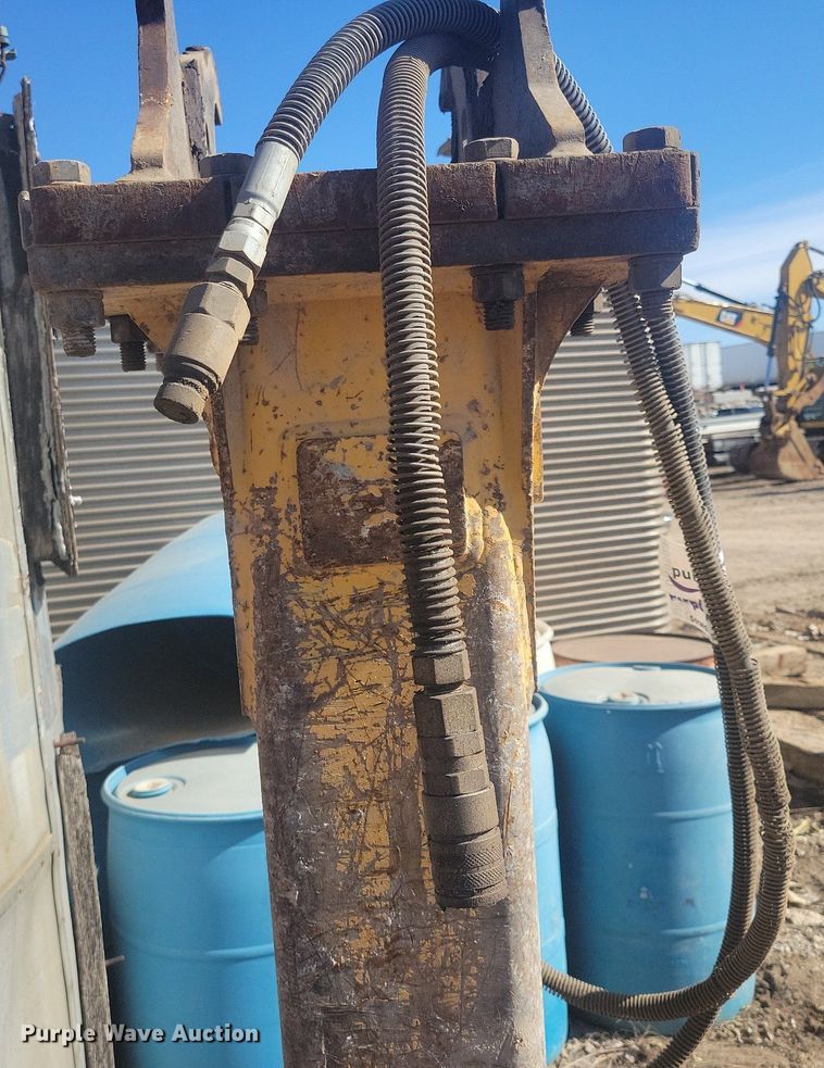 image for item DG0503 Magnum RHB305-6 BA breaker