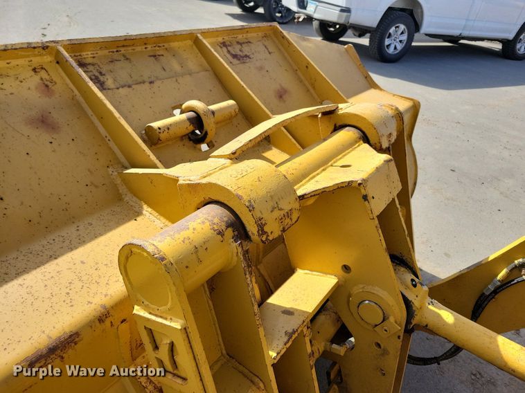 image for item DG0517 1994 Caterpillar 924F wheel loader