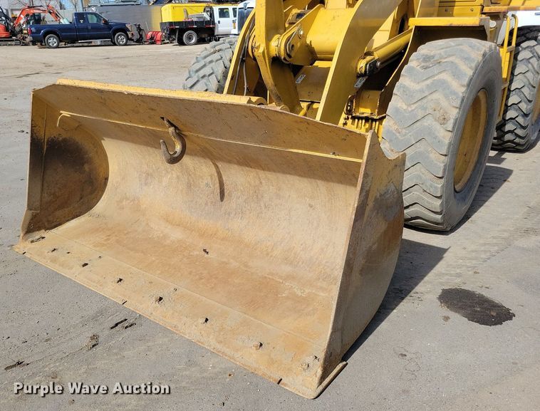 image for item DG0517 1994 Caterpillar 924F wheel loader