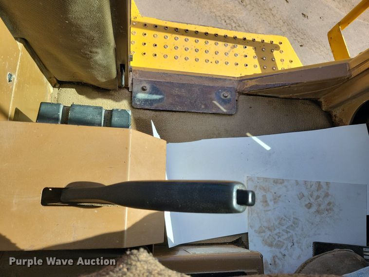 image for item DG0517 1994 Caterpillar 924F wheel loader