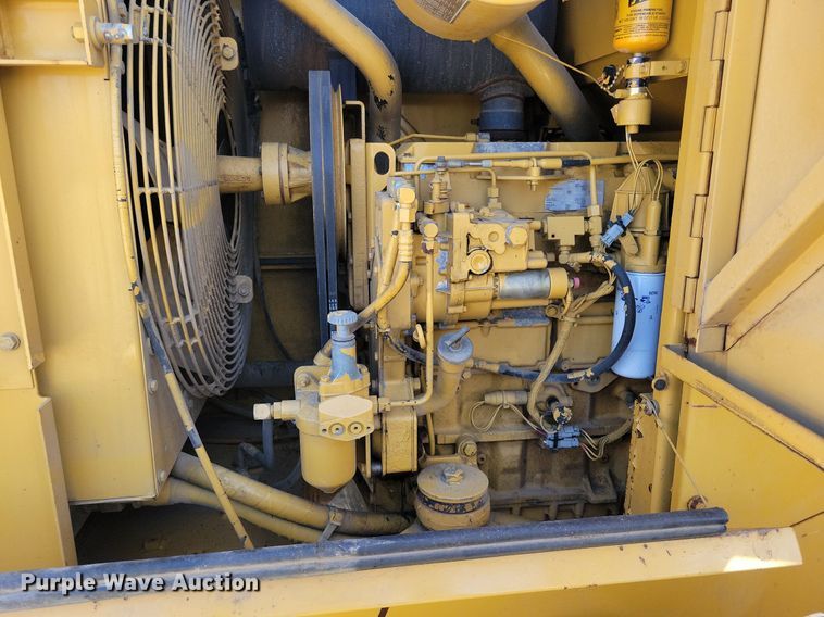 image for item DG0517 1994 Caterpillar 924F wheel loader