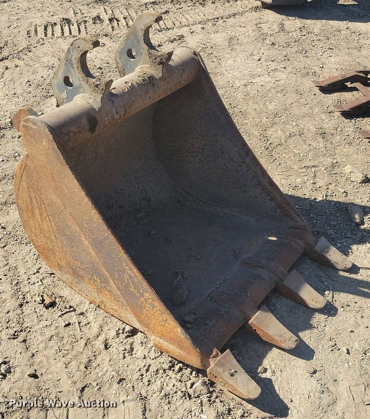 image for item DG0521 John Deere 24