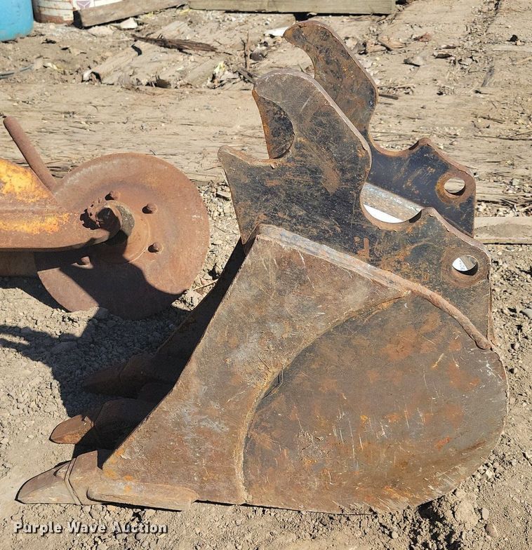 image for item DG0522 Kubota 13