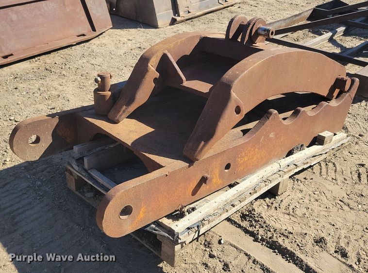 image for item DG0528 (2) excavator thumbs