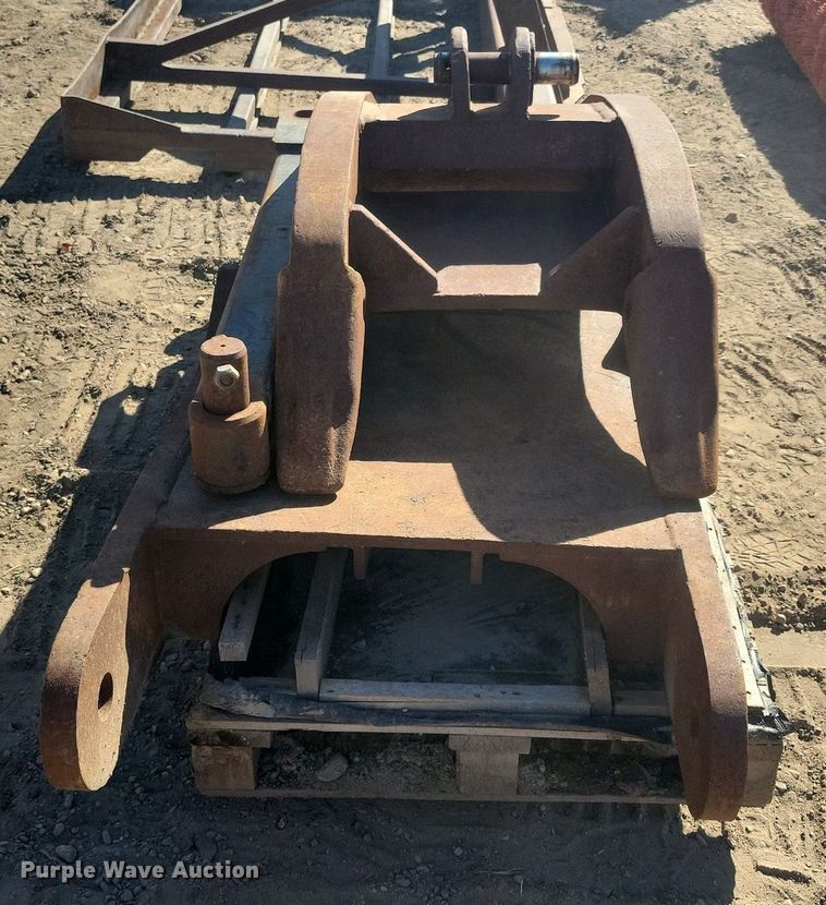 image for item DG0528 (2) excavator thumbs