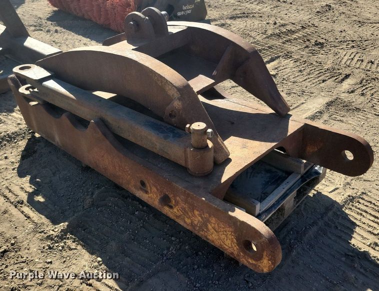 image for item DG0528 (2) excavator thumbs